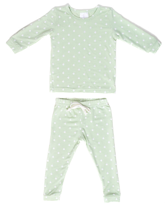 PAJAMA SET IN SAGE WITH DIAMOND PATTERN